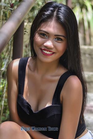 Philippines women